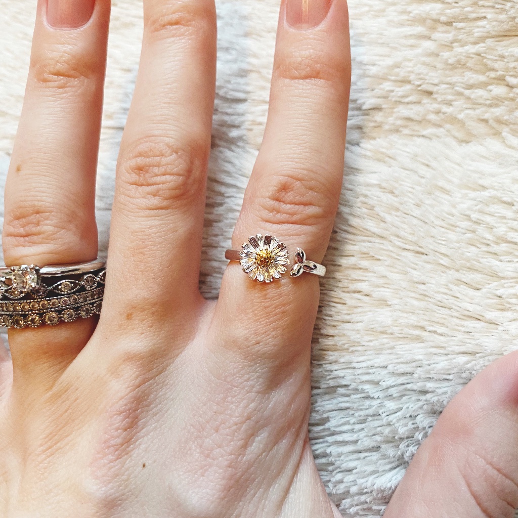 Summer Daisy Ring